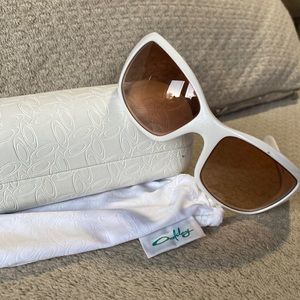 Like New Oakley Sunglasses
